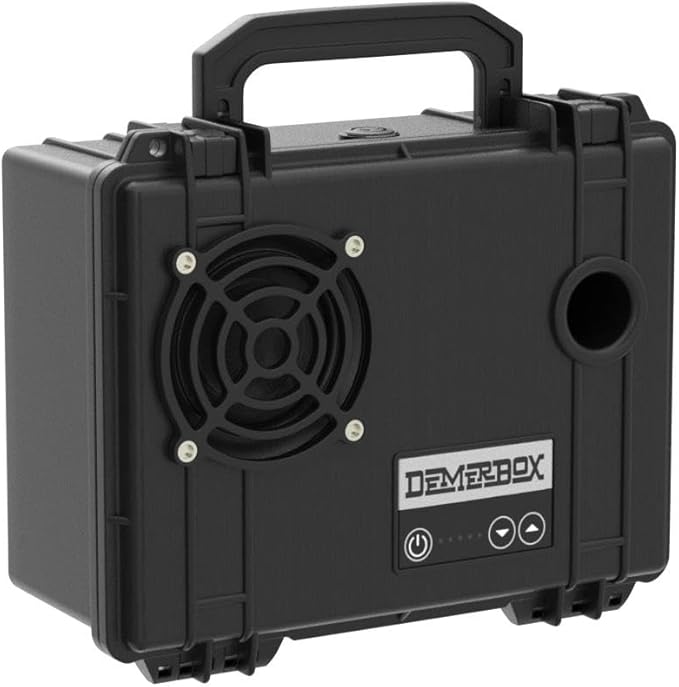 DemerBox:Waterproof, and Rugged Outdoor Bluetooth Speakers. Loud Sound - Image 4