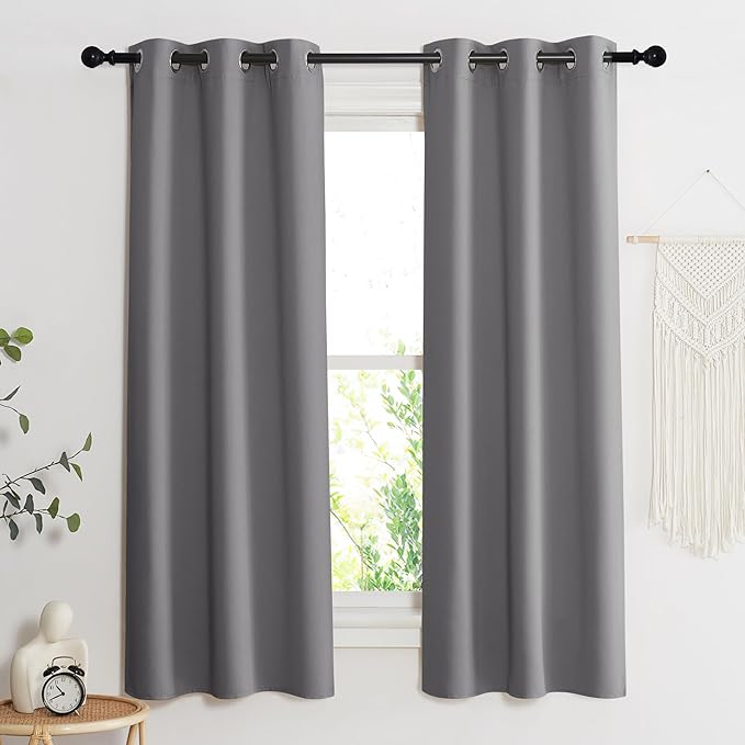 NICETOWN Blackout Curtain Blind - Image 2