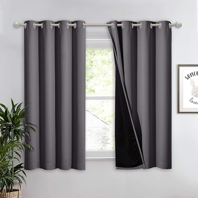 NICETOWN 100% Blackout Curtain by NICETOWN