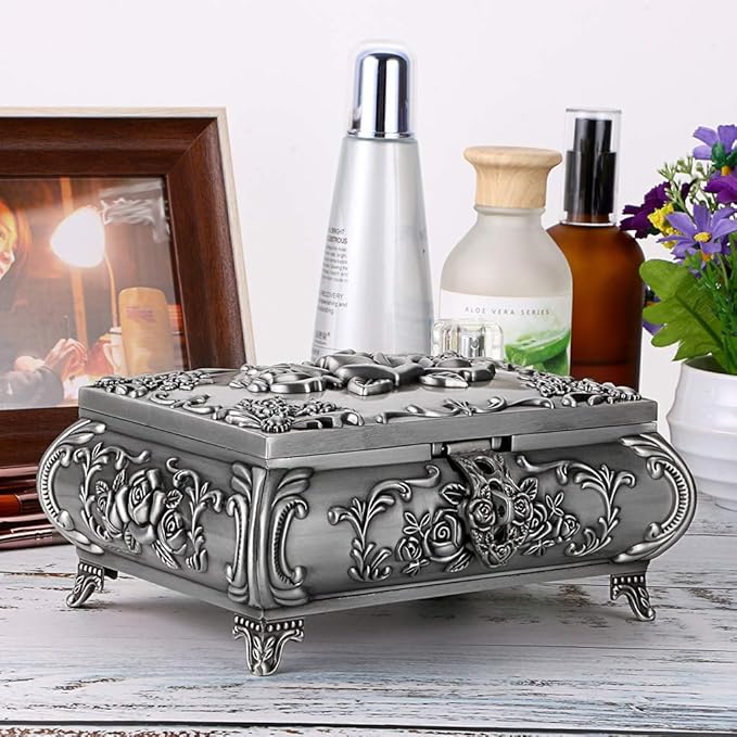 Hipiwe Vintage Metal Jewelry Box Small Trinket Jewelry Storage box - Image 7