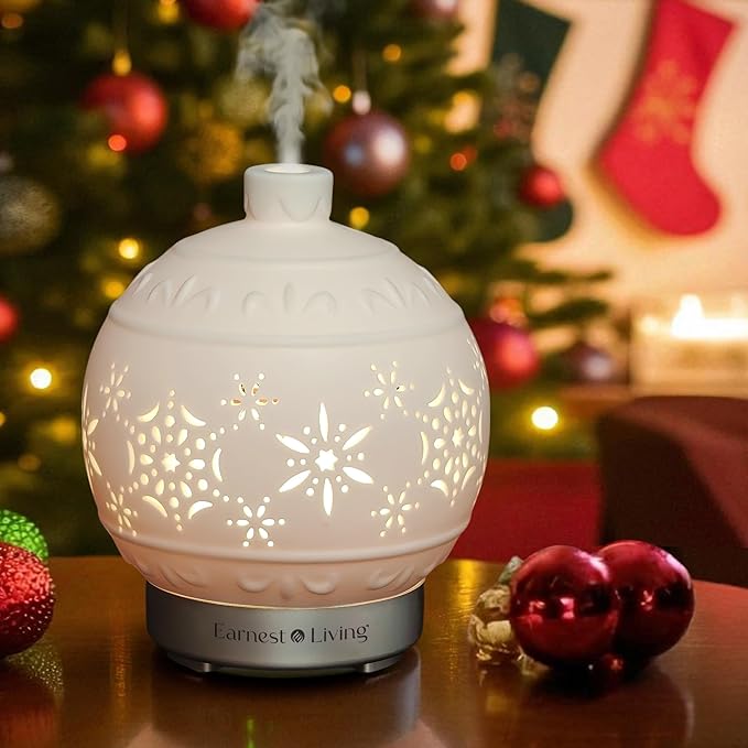 Earnest Living Christmas Ball Essential Oil Diffuser White Ceramic 100 ml by EarnestLiving
