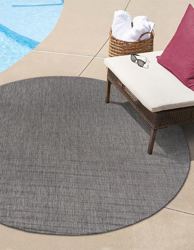 Unique Loom Outdoor Solid Collection Area Rug by UniqueLoom